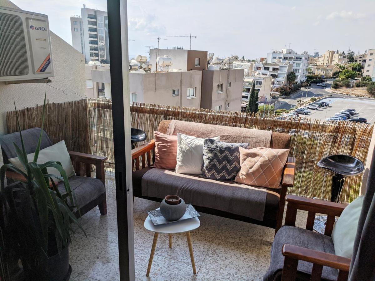 Fantastic 1 Bed Apartment By The Sea Opposite 4 Seasons Limassol Exterior photo