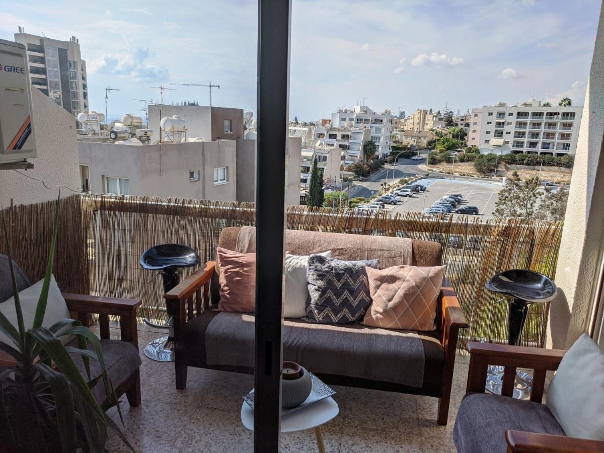 Fantastic 1 Bed Apartment By The Sea Opposite 4 Seasons Limassol Exterior photo